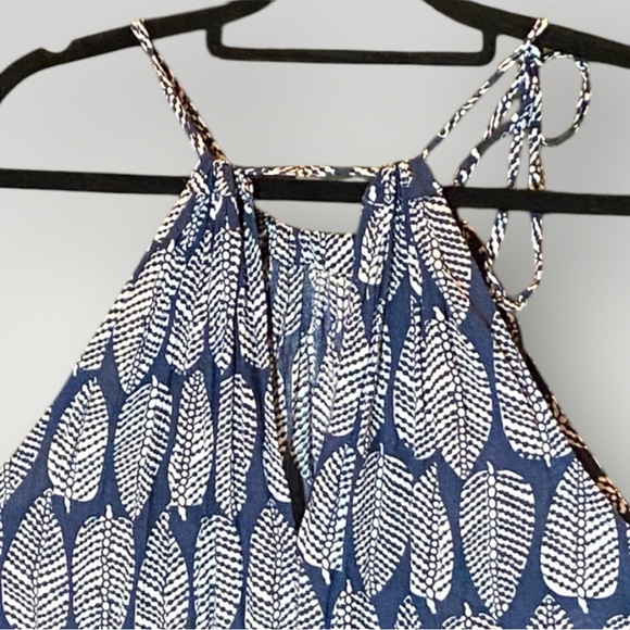 Toko Maxi Dress with Leaf Pattern Blue/White - Picture 9 of 16